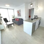 Lhome Cádiz
