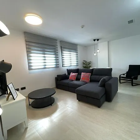 Apartament Lhome *