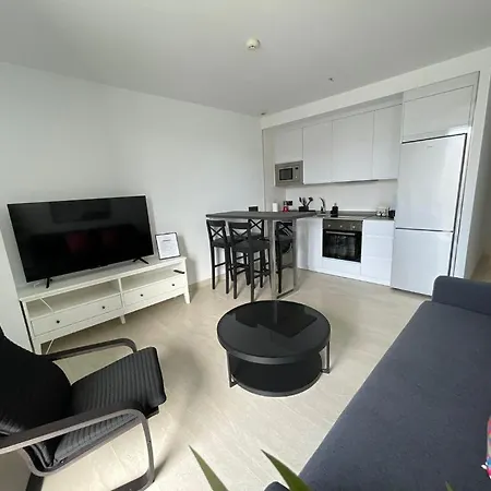 Lhome Apartament